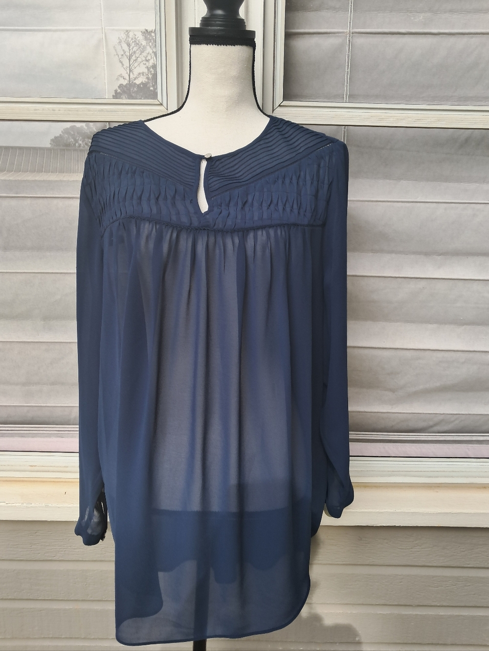 Chico's Size 2 NWT Navy Blouse Black Label Sheer Relaxed fit Long Sleeve Shirt